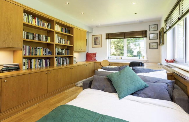 Sleeps10/18-parking-garden-pool-hottub-balcony - Foto 7