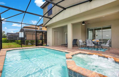 Large Themed Pool Home at Windsor at Westside - Photo 5