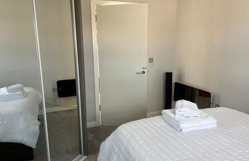 2 Double Bedroom Apartment in Edgware, London - Foto 6