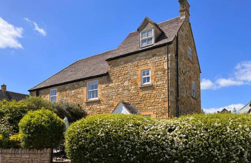 Campden Place - 2 Bed Home in Central Chipping Campden - Photo 10