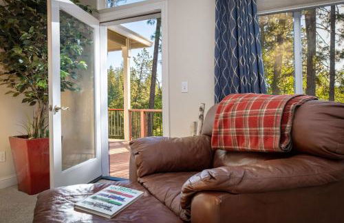 Cozy foothills home - Photo 31