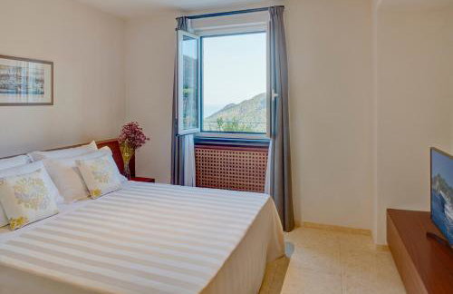 Villa Belvedere by Il Leccio Luxury Resort - Photo 14
