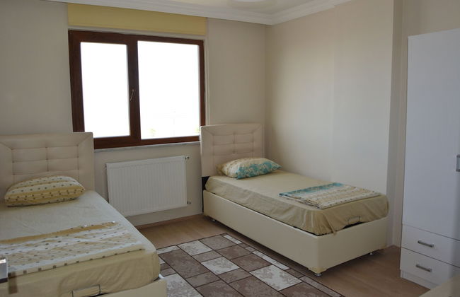 Günaydın Airport Apartment - Photo 2