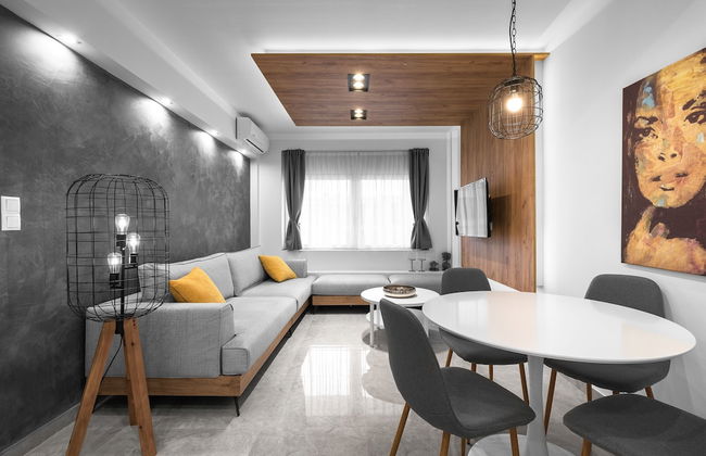 White and Wood Nilie Hospitality MGMT - Foto 1