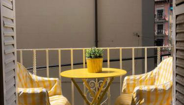 Maison Biscuit. Apartament a la plaça de la vila - Photo 4