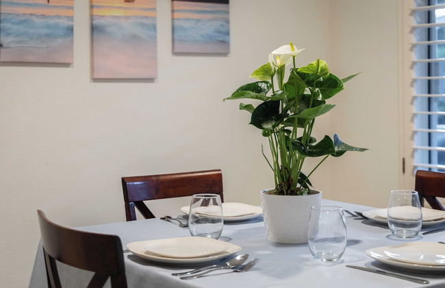 Walk to Beach Pool, Hot Tub, Private Patio, Parking Seabreeze Retreat - Foto 11