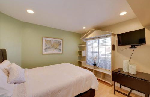 Golf and Hike Family Home with Patio in Glendale - Foto 24