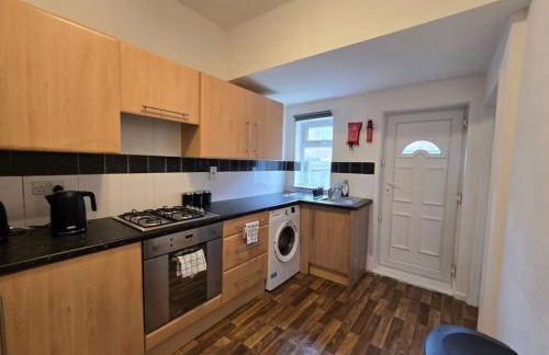 Comfortable 2BR Flat Great Location - Foto 4