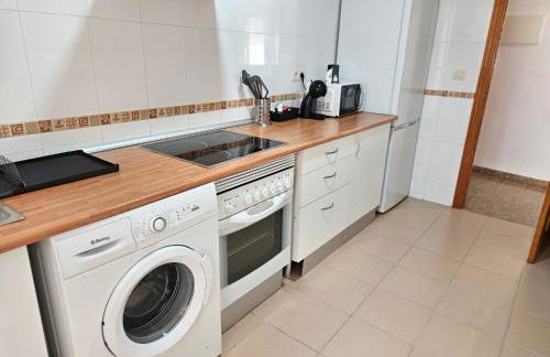 Alojamiento centrico en Hellin con garaje - Foto 19