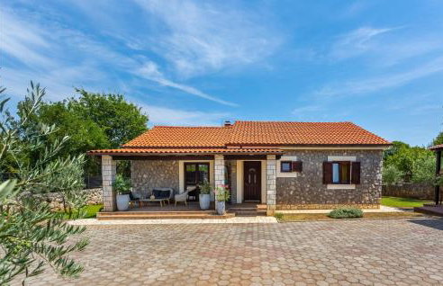 Lovely Home In Lakmartin - Photo 15