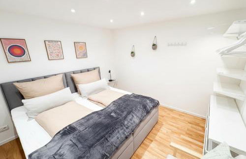 1,5-Zimmer, Top ausgestattet, 4 Pers, Souterrain, Self Check-in, Parkplatz, Netflix & Amazon Prime - Foto 17