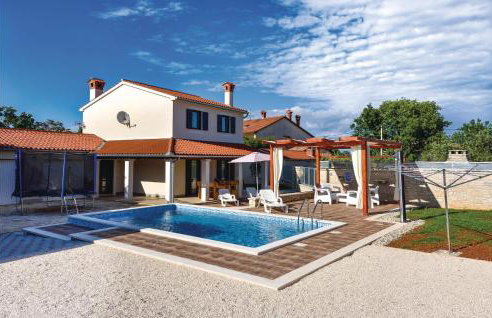 Three-Bedroom Holiday Home In Rebici - Foto 8