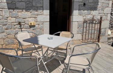 Tami House - Photo 31