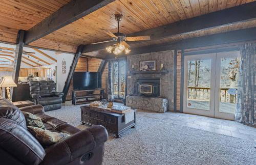 White River Escape with BBQ & Private Backyard - Foto 13