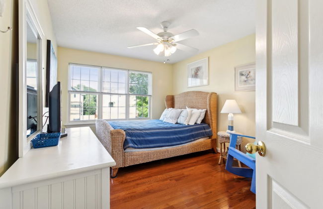 Coastal Escape w Pool Pool Table Walk to Beach - Foto 74