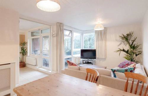 Spacious Two Double Bedroom Flat - Foto 13