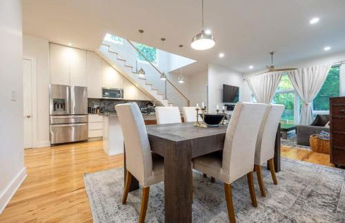 Modern Fountain Square Mansion with Hot Tub & Rooftop Patio- Family Friendly - Foto 12