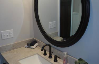 Lorlee - A Large and Luxurious Lakefront Cottage! - Foto 22