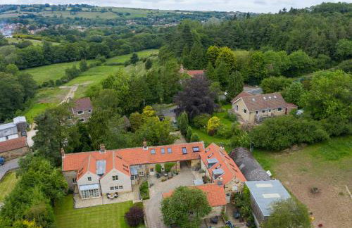 Granny's Attic at Cliff House Farm Holiday Cottages, - Photo 9
