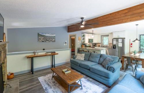 2 Mi to Big Boulder Mtn Family Ski Gem on 1 Acre! - Foto 7