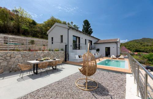 Phos & Physis Luxury Villa - Foto 1