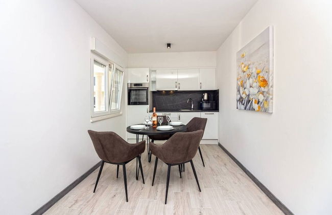 Modern Apartments With Private Balcony Kaštel Novi - Foto 43