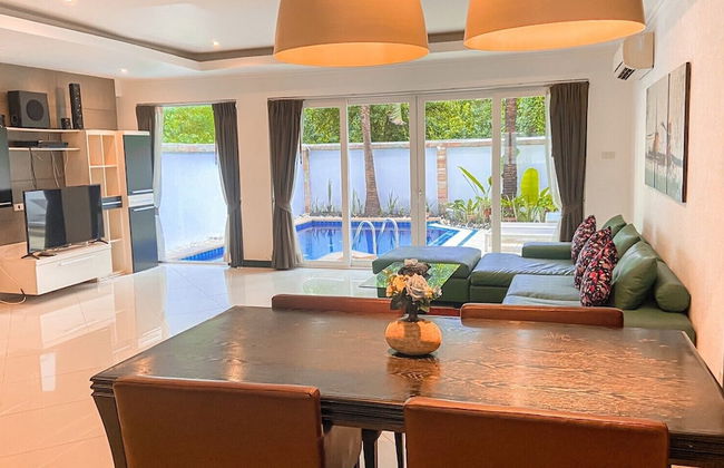 Hidden Palm Pool Villas - Photo 17