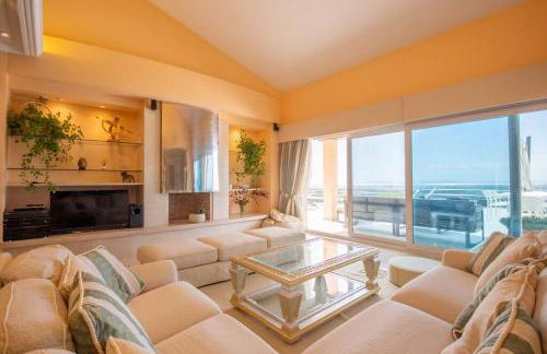 Villa Luxueuse, 2 piscines, spa et salle de sport, 5 chambres, 4 salles de bain - Foto 20