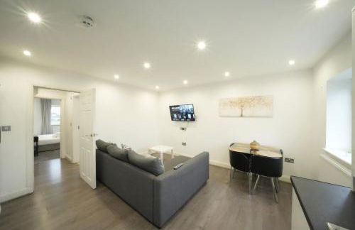 HEATHROW AIRPORT apartments-FREE parking-Free underground to and from Heathrow-30 min central London - Foto 76