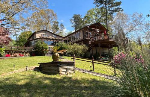 Peaceful 4 bedroom Lakehouse with no neighbors - Foto 16