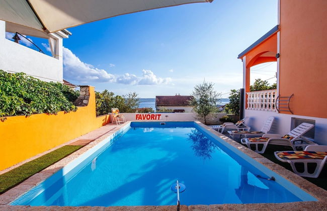 Beautiful Holiday Home in Maslenica Near Beach" - Foto 24