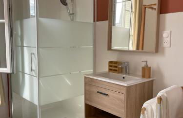 Élégance & Confort au Cœur de Cholet ! - Foto 10