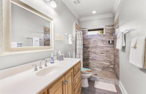 Luxury Beachside Haven with Pool and Elevator - Foto 29