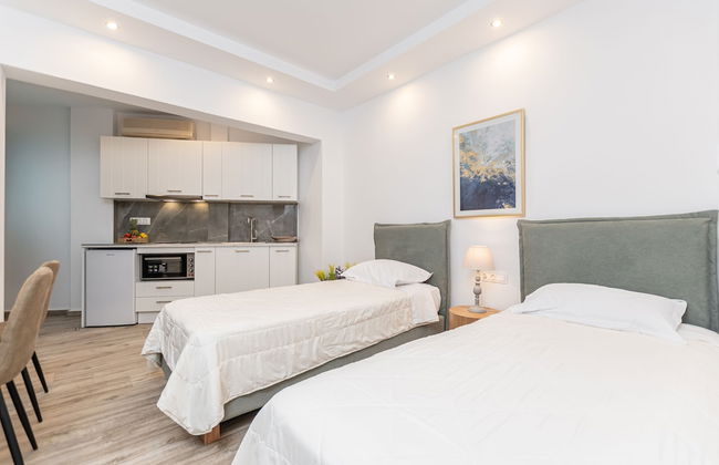 Sun Beach Hotel - Photo 35