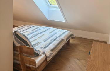 Moderne großzügige Dachgeschosswohnung in Potsdam an den Ravensbergen - Foto 12