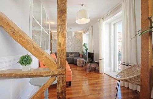 Duque-Chiado Downtown - Photo 22