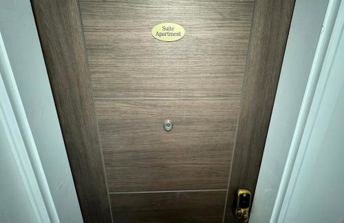 Southgate Luxury Apartments-Jaquzzi Bath-Private Parking- suitable for contractors - Foto 56