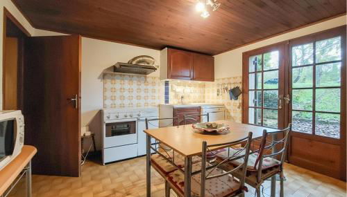 2 Bedroom Amazing Home In Pays De Belvès - Foto 4