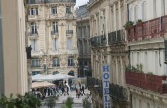 Les 7 balcons, Comédie-Corum-Gare, Parking, Spacieux Lumineux Haussmannien - Foto 19