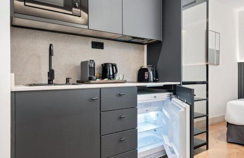 Pacifico Suites near Retiro - Photo 47