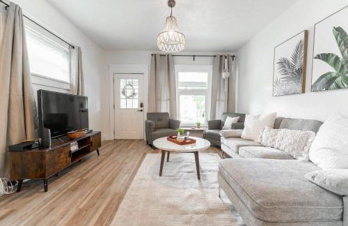 Cozy Home Near Fountain Square & 5 Min Lucas Oil - Foto 2