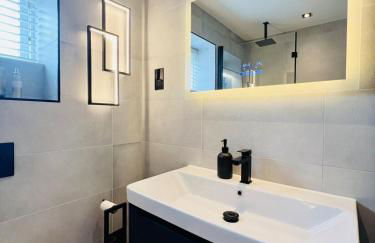 Luxury Homely Stay Near City Centre With Parking - Foto 65