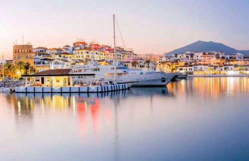 MARBELLA BEACHFRONT - Beachside apartment with stunning sea views - Photo 12