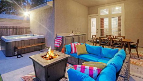 Graford by Avantstay Hot Tub, Firepit, Mini Putt - Foto 5, Other