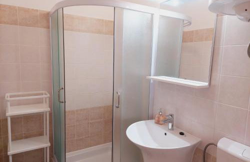 Apartments Donadic I, Caska - Photo 6