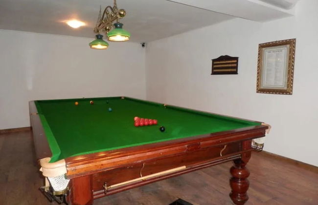 Remarkable 2-bed Apartment in Aleksandrovo - Photo 19