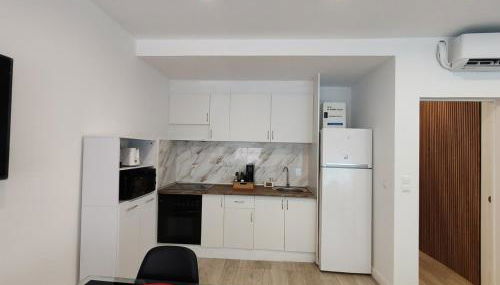 Benicarló Vacation Apartment - Photo 2, stove