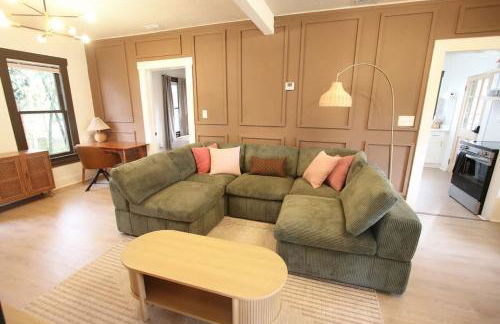 Walkable, Outdoor Oasis, BBQ, Firepit and Bocce Ball - Foto 5