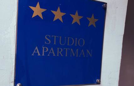 Brick Studio Apartment Tkalča - Foto 18