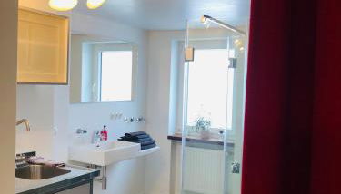 Riverside apartment in central Herzogenaurach - Foto 5